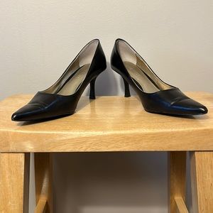 Nine West Black Pumps